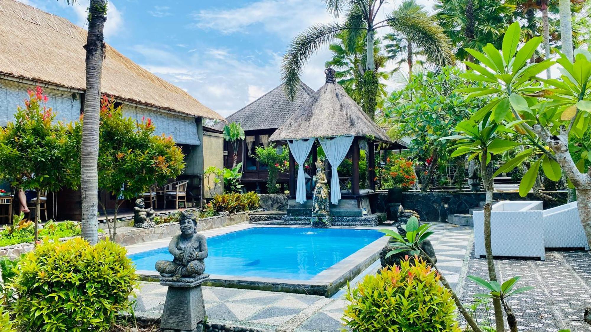 Dong Loka Guesthouse Bali Carangsari Exteriör bild