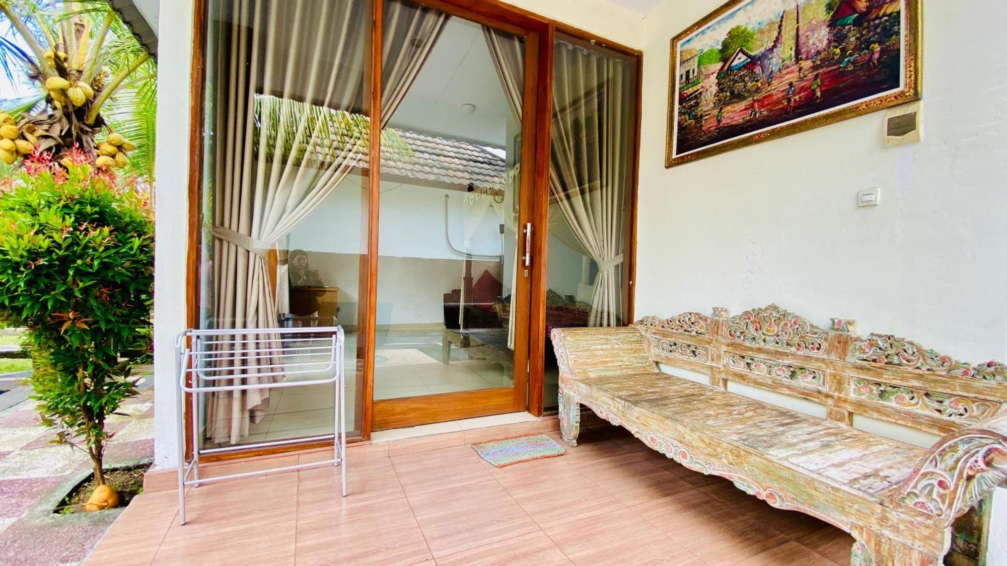 Dong Loka Guesthouse Bali Carangsari Exteriör bild