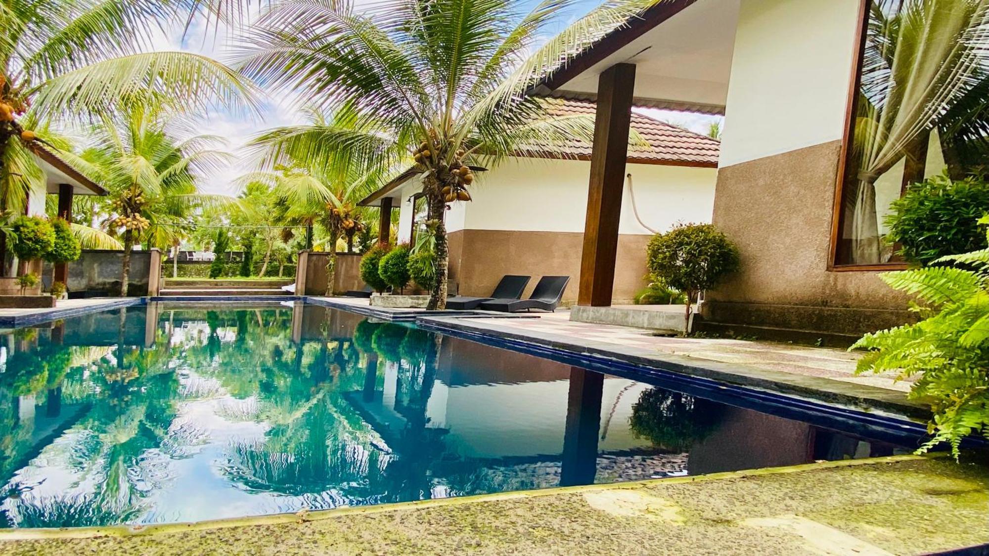 Dong Loka Guesthouse Bali Carangsari Exteriör bild