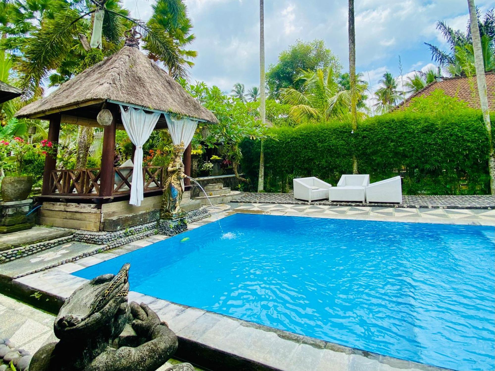 Dong Loka Guesthouse Bali Carangsari Exteriör bild
