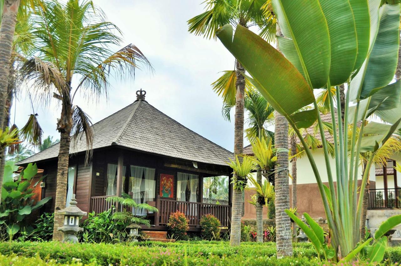 Dong Loka Guesthouse Bali Carangsari Exteriör bild