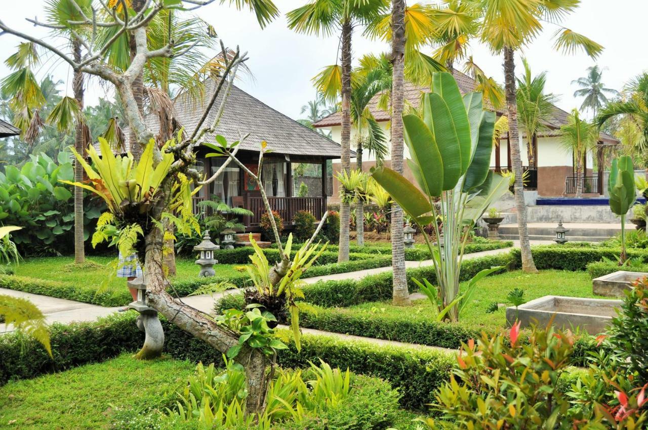 Dong Loka Guesthouse Bali Carangsari Exteriör bild